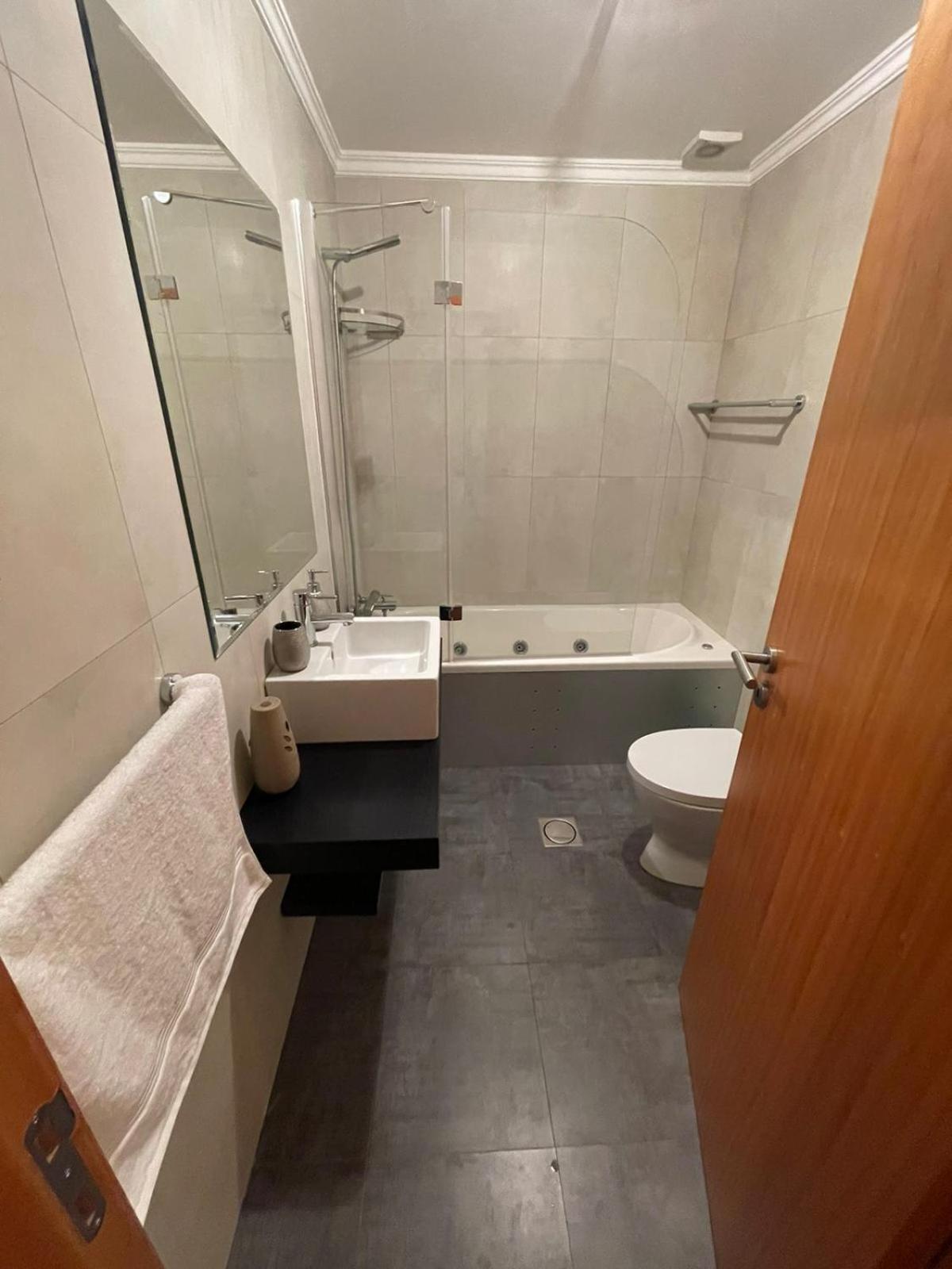 Nice And Modern Flat Near Airport Санта-Крус Экстерьер фото